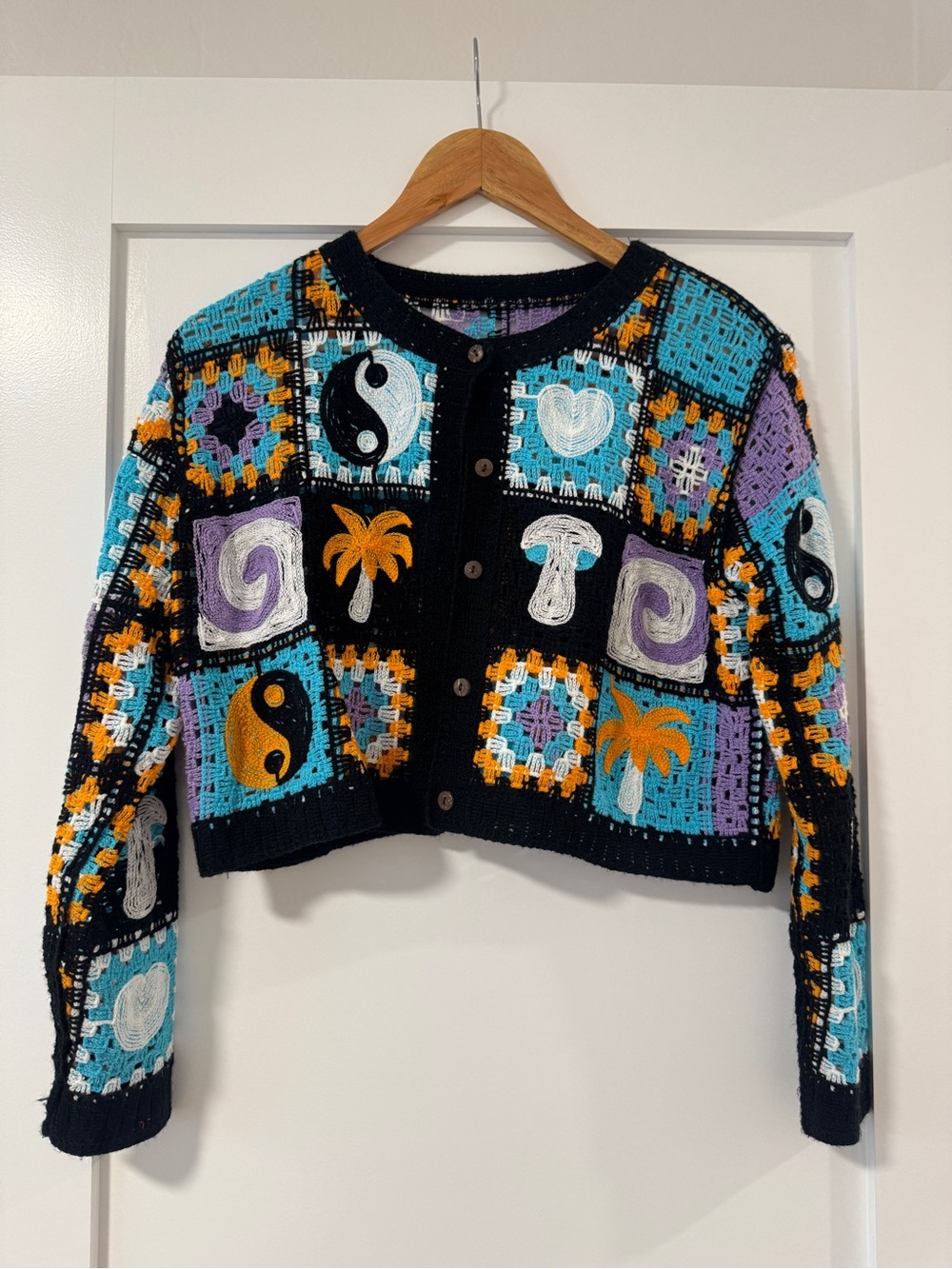 Crochet Patchwork Cropped Cardigan Sweater - Darks